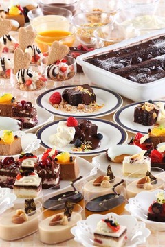 “チョコ尽くし”の夜ブッフェ、寒い日に癒やされる「ショコラフェア」。
