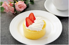 ローソン“お試し”Xmasケーキ、予約前に試食ができる3種類を発売。