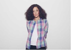 マイア・ヒラサワが“再始動”、JR九州「全線開通」CM曲から2年。