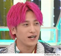“子ども肩車してディズニーランドのショー”に賛否も…EXIT兼近「子どもは最優先」