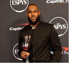 “NBA界のスーパースター”レブロン・ジェームズ、演技への挑戦も「やってみたい」