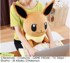 ポケモン“イーブイ”ぬいぐるみ型PCクッション