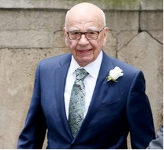 93歳の“メディア王”マードック氏、26歳下の女性と5度目の結婚