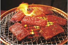 牛角が“290円”食べ放題実施、焼肉の日＝8月29日に全29品を提供。