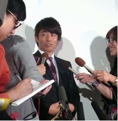 ロンブー淳の結婚報告会見詳報、結婚式では陣内智則がピアノ演奏?