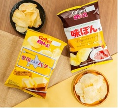 カルビーが初コラボ、ポテトチップス「雪印北海道バター味」「味ぽん味」