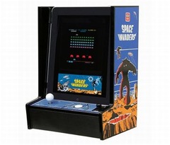 iPadでゲーセンの“感触”再現、「スペースインベーダー」をレバーで。