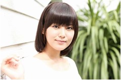 金元寿子が初のソロアルバム、“素顔”にフォーカスしたDVDも付属。