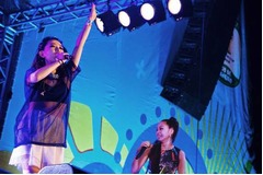 ブラジルで美嘉×ミリヤが熱唱、FIFA Fan Festにアジア代表として参戦。