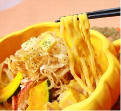 パ郎が女性向け“低カロリー”二郎系ラーメン開発