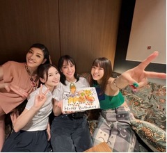 “滝沢カレン誕生日会”滝沢・アンミカ・朝日奈央・フワちゃんの豪華4ショット