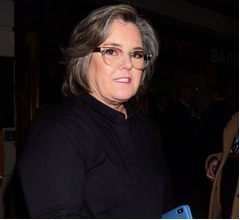 「彼女は人類への脅威」トランプ大統領、政権批判繰り返すコメディアンの米国市民権剥奪検討