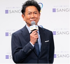 “芸能人は歯が命”CMから30年、東幹久「このCMのおかげで認知してもらえることも増えた」