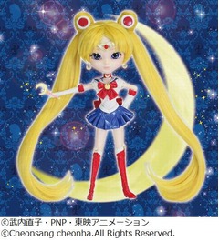 セーラームーンが“ドール”に、「プーリップ」とのコラボが実現。