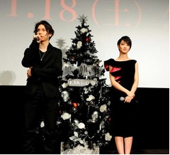 剛力“理想のXmasデート”は？ 「黒執事」黒スマスイベントで語る。