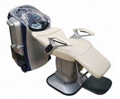 快適“洗髪ロボ”で頭すっきり、頭皮ケア機能充実ver.を試行運用へ。