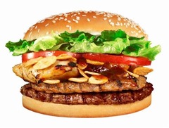 “牛豚鶏”3段の怪物バーガー、バーガーキングが夏のスタミナメニュー。