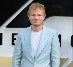 エド・シーラン、3000万円の愛車で水たまりにドボン「路上に置いていったよ」「それ以来見てない」
