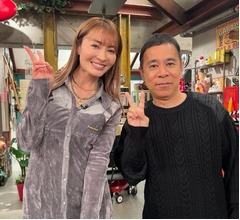 新山千春、プロマイドも買っていた大ファンの“憧れの人”と2ショット
