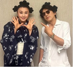 高橋克典「サザエさんカチューシャ買いました」、藤原紀香と“サザエさん2ショット”