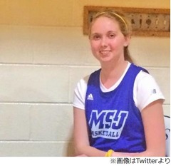 19歳“残りの命”バスケに捧ぐ、手術できない脳腫瘍と闘う米女性。
