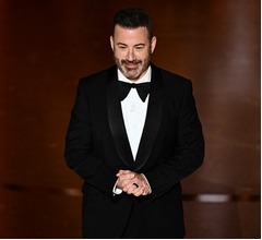 米版「クイズ$ミリオネア」新シリーズ司会者、トランプ大統領に挑発的な出演提案