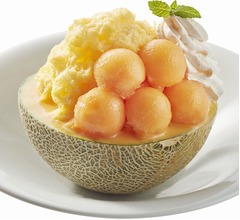 赤肉らいでんメロンが器の“ご褒美”デザート