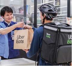 ローソン店舗の商品をUber Eatsで配達、実験開始