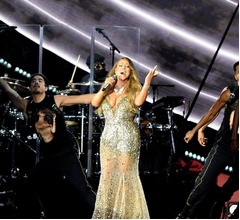 マライア・キャリー、故マイケル・ジャクソンとの“未発表デュエット曲”リリース願う