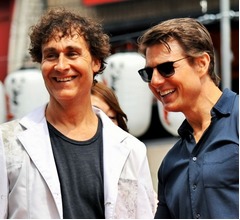 トム・クルーズが製作進める“宇宙映画”、小手先の演出には頼らない