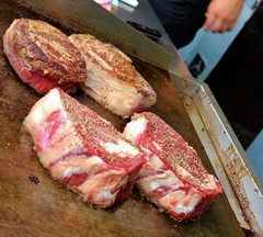 お肉たっぷりの祭典「肉食女子博」、史上初の“女性特化型”肉イベント。