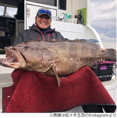 釣り人“大魔神”佐々木、35kgの巨大クエ一本釣り