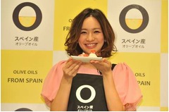 優木まおみ「子供喜ぶ料理を」、妊娠6か月“ママ”らしい発言も。