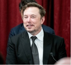 イーロン・マスクの元恋人が自宅から“強制退去”の危機、金銭的支援も止められる