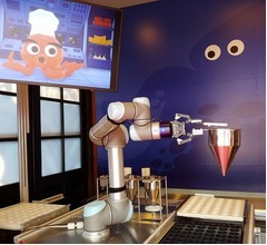 世界初“ロボットたこ焼き店”、AIで焼きムラ確認も