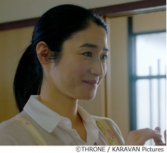 小雪が12年ぶり映画主演、「桜色の風が咲く」予告解禁