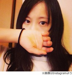 松井玲奈“寝起き写真”に絶賛「いつもと雰囲気違ってドキッとした」。