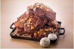 “3人で肉4.5kg完食”なら無料、「甘太郎」が延期していたイベント実施。