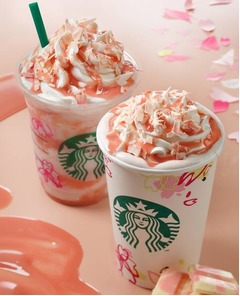 スタバが日本限定“桜”ラテ、今年は「キャラメリーさくらチョコレート」。