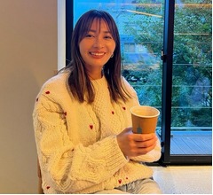 新山千春「久しぶりにドラマ撮影していました！！」撮影終わりの“ご褒美”タイム