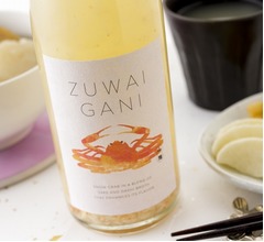 ズワイガニの身入りホット専用酒「ZUWAIGANI」