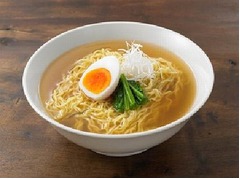 無印良品が和風だしラーメン、化学調味料使用せず“だし本来の味”。