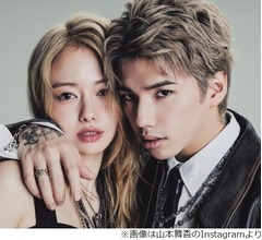 山本舞香がMY FIRST STORY・hiroと結婚、hiro「舞香の誕生日なんで」