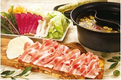 “燻製豚”をしゃぶしゃぶで、しゃぶしゃぶ温野菜が期間限定販売。