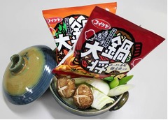 定番鍋をスナック菓子で表現、湖池屋が「鍋大将」すき焼き&チゲ。