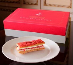 名作ミルフィーユが焼菓子に、マキシム・ド・パリの看板スイーツ再現。