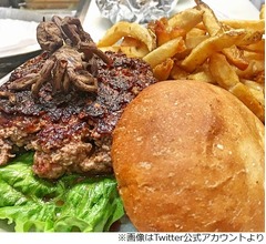 “タランチュラ入り”のハンバーガー爆誕