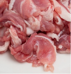 “生肉”で全身寄生虫だらけに、10年以上も生のブタ肉を食べ続け…。