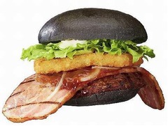 ど迫力＆黒い“忍者”バーガー、バーガーキングのヒット作が復活。