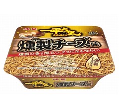 お酒のおつまみにも合うカップ焼そば「明星 一平ちゃん夜店の焼そば 燻製チーズ味」